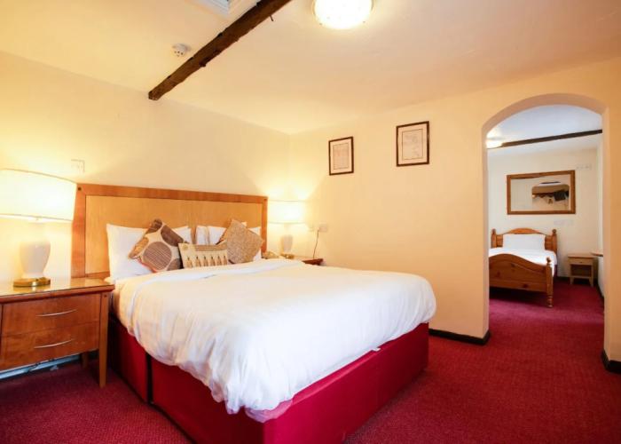 The Rose and Crown Hotel