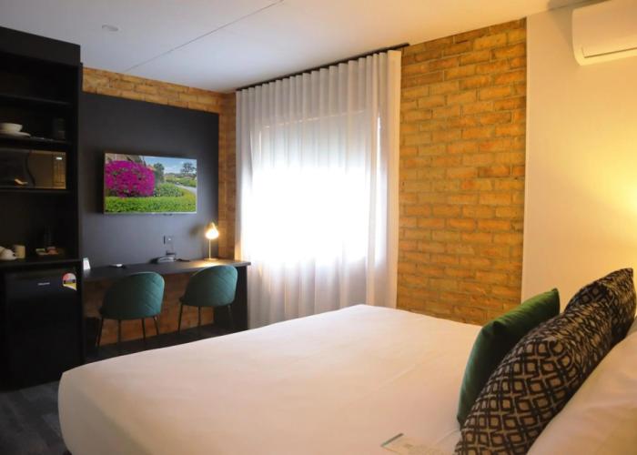 Quality Hotel Robertson Gardens