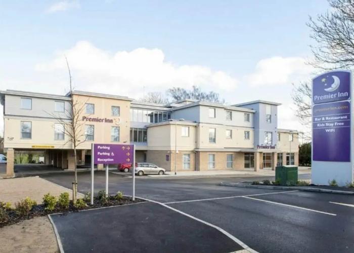 Premier Inn Witney
