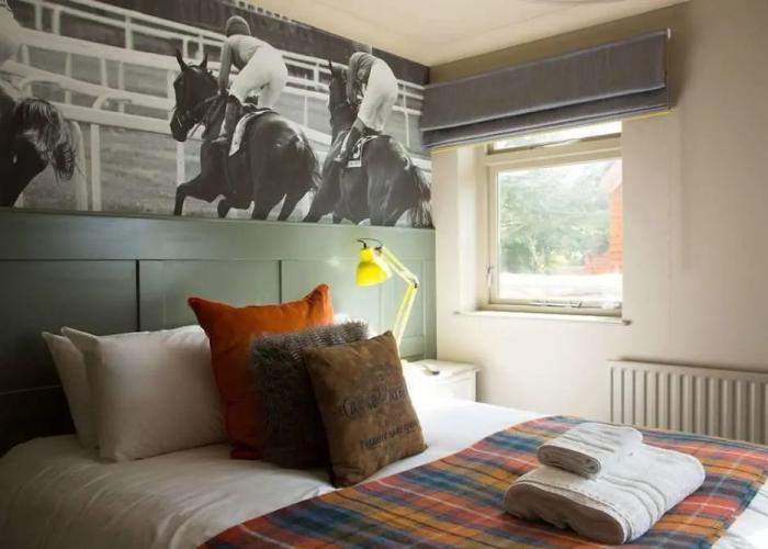 The Evenlode Hotel