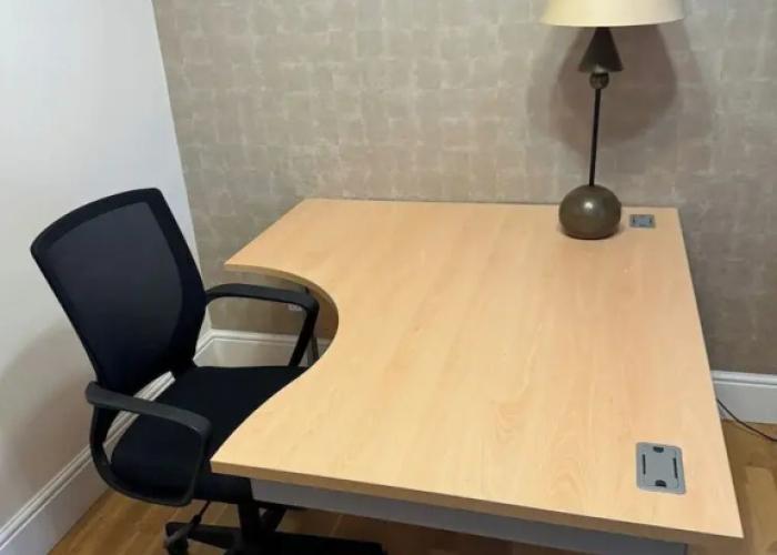 Executive Apartment, Woodford Mill, Witney