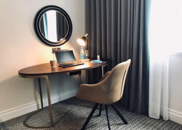 DoubleTree by Hilton St. Anne's Manor