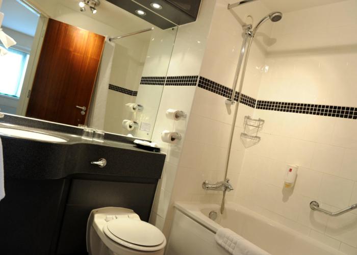 Holiday Inn Wolverhampton - Racecourse by IHG