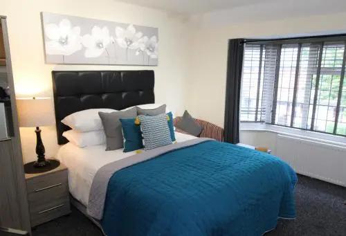 Holcombe House Aparthotel