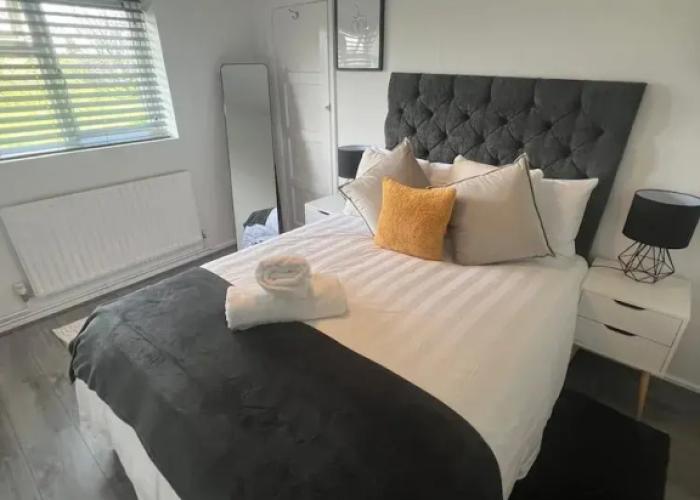 Serene Escape Cosy Apartment in Wolverhampton
