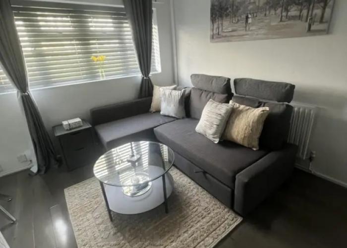 Serene Escape Cosy Apartment in Wolverhampton