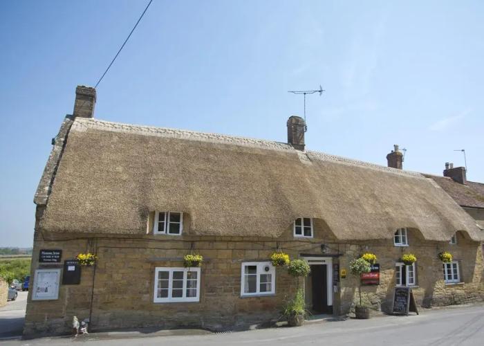 The Masons Arms