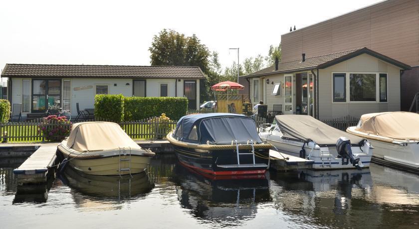 VVP Verhuur Chalet Vinkeveense Plassen