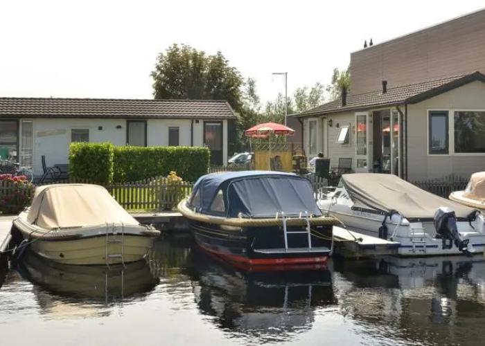 VVP Verhuur Chalet Vinkeveense Plassen