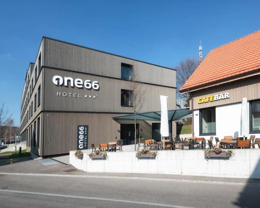 Hotel one66 (free parking garage)