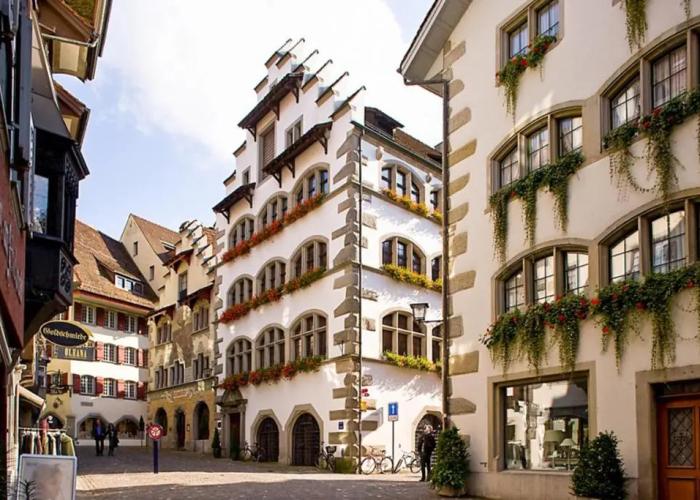 Top city center location by Airhome