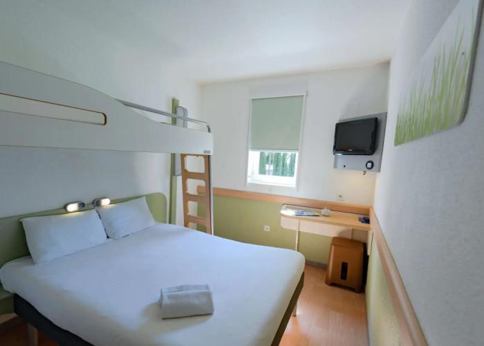 ibis budget Orange Centre
