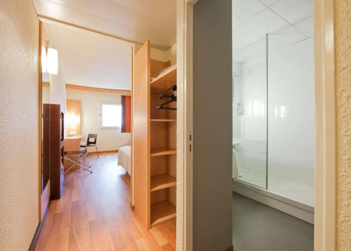 ibis Paris Pantin Eglise