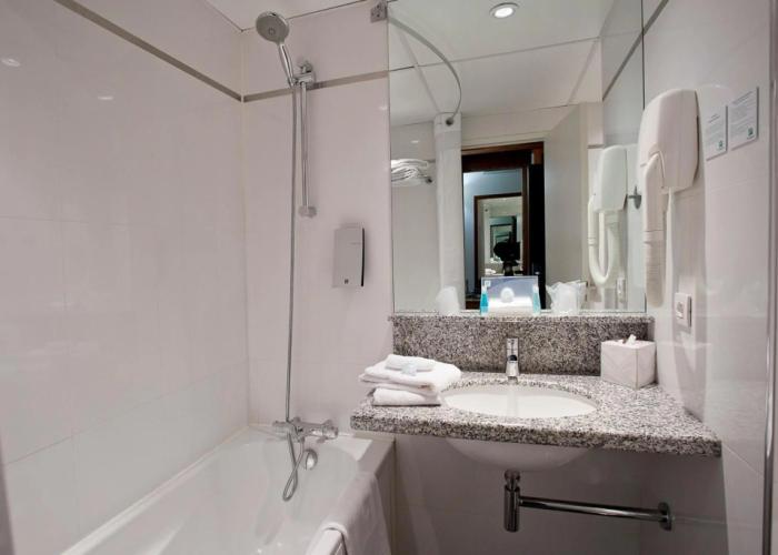 Holiday Inn Bordeaux Sud - Pessac by IHG