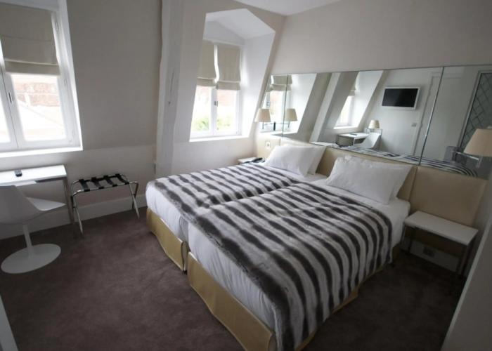 Le Cesar Hotel