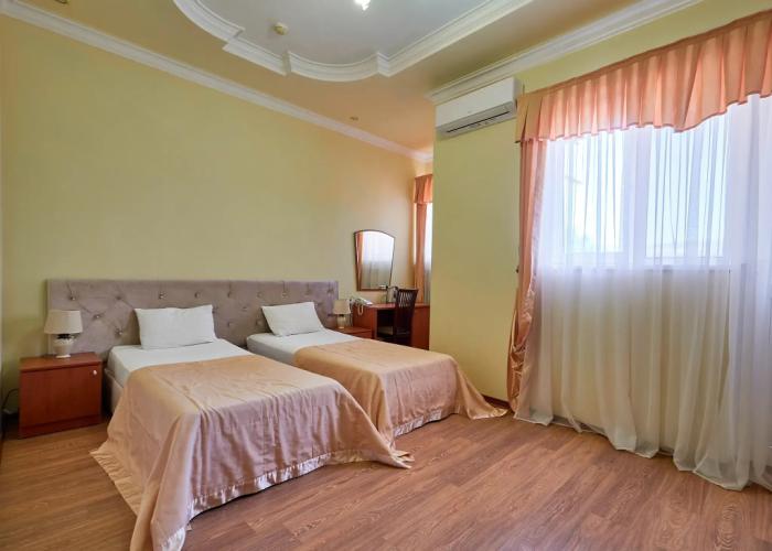 Lux Private House