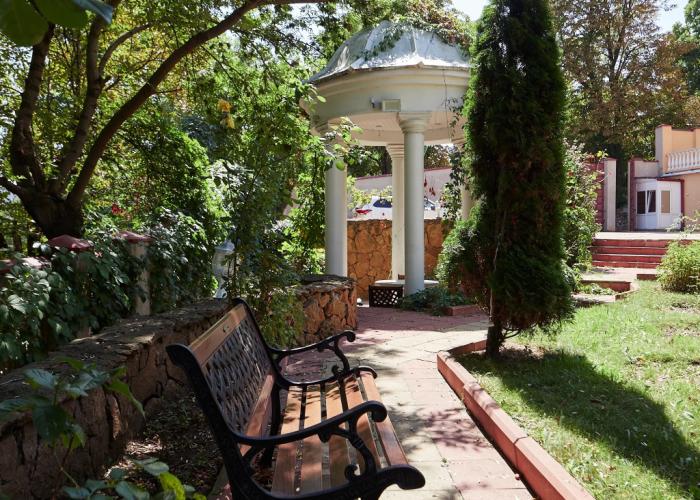 Lux Private House