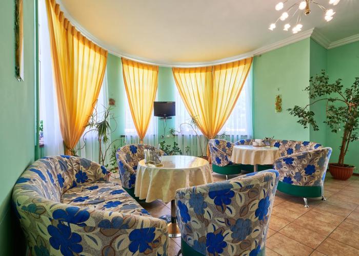 Lux Private House