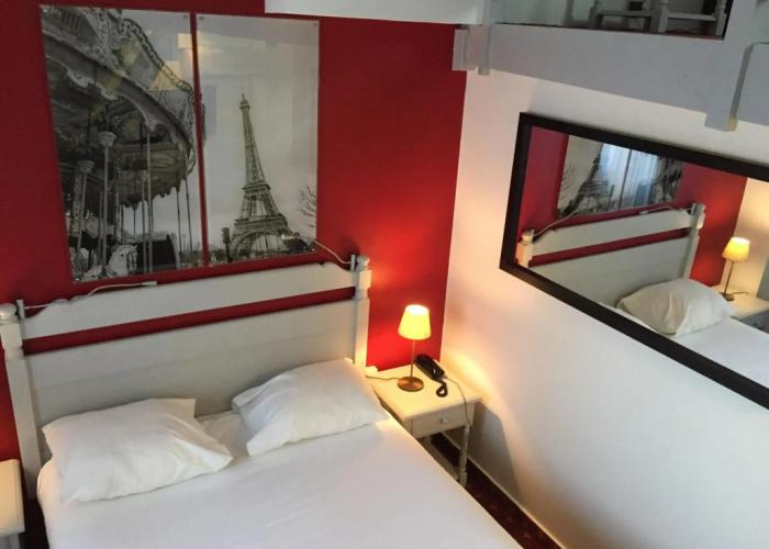 Hotel Le Cardinal Rueil Centre