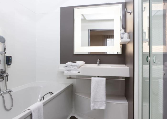B&B HOTEL Rueil-Malmaison Gare