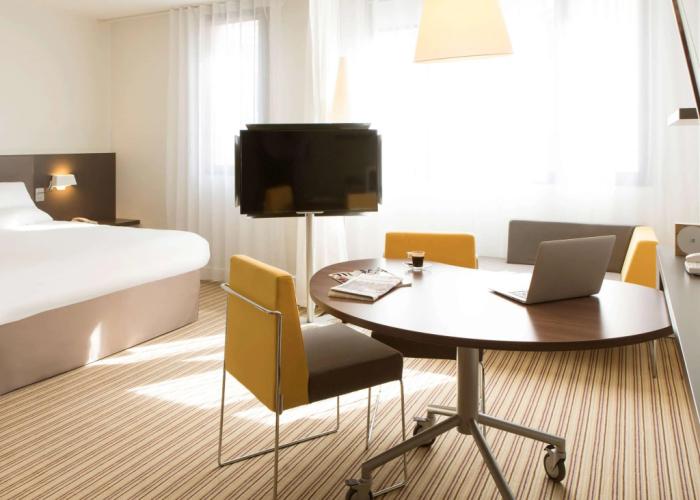 B&B HOTEL Rueil-Malmaison Gare
