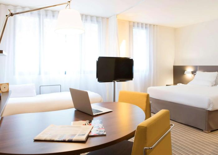 B&B HOTEL Rueil-Malmaison Gare