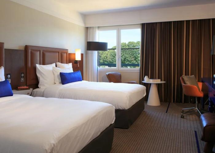 Renaissance Paris Hippodrome De St. Cloud Hotel