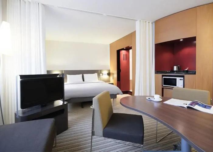 Novotel Suites Paris Nord 18ème