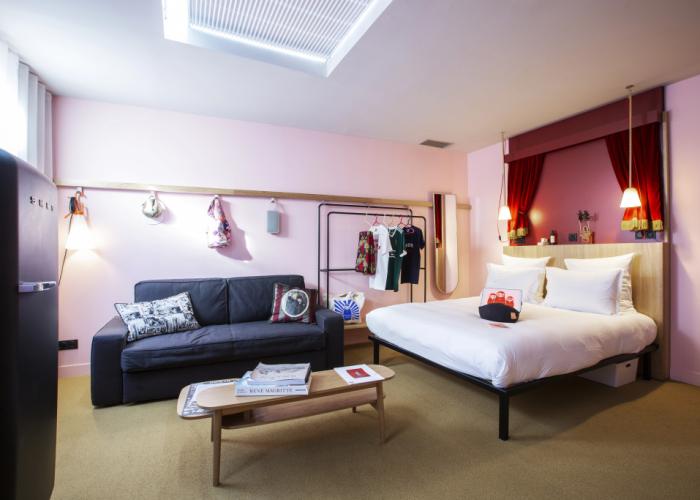 Mob Hotel Paris les Puces