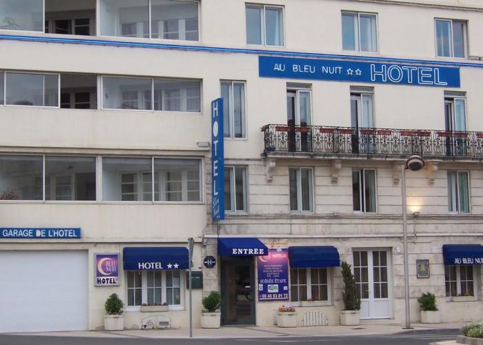Brit Hotel Bleu Nuit