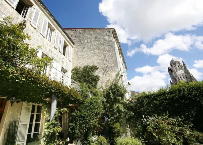 La Porte Rouge - The Red Door Inn Chambres d'Hotes