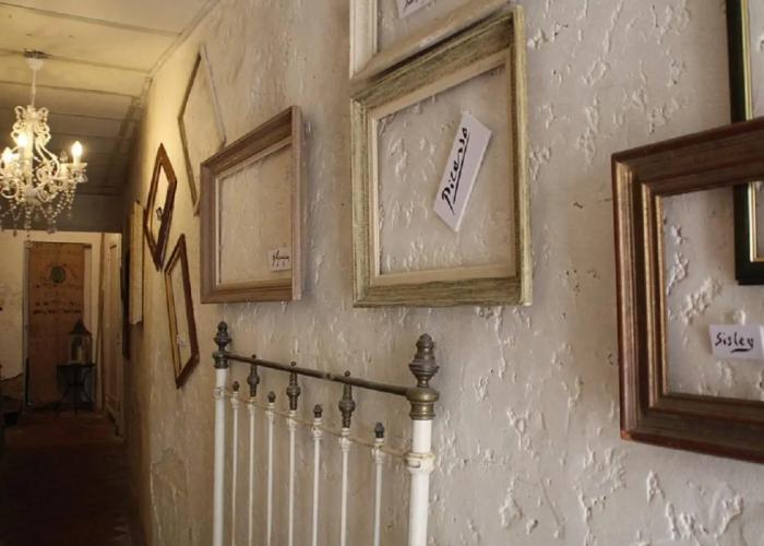 Une Chambre en Ville