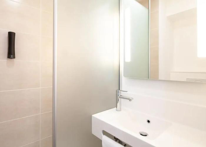 B&B HOTEL Saintes