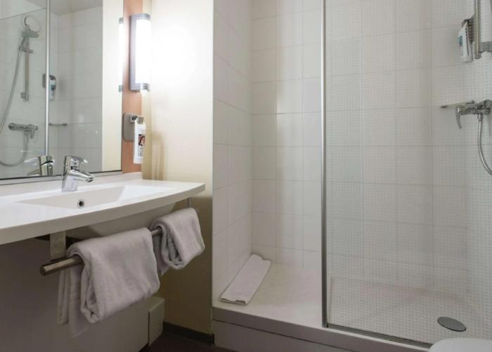 ibis Senlis