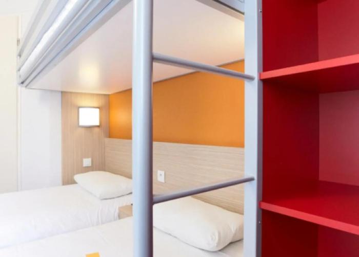 Premiere Classe Paris Ouest - Pont De Suresnes