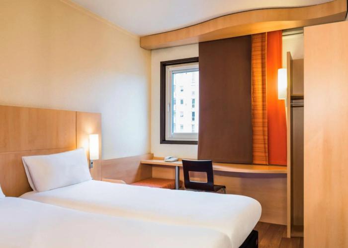 ibis Paris Pont De Suresnes