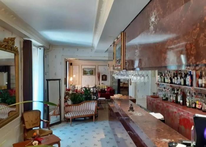 Hotel L Aigle d Or