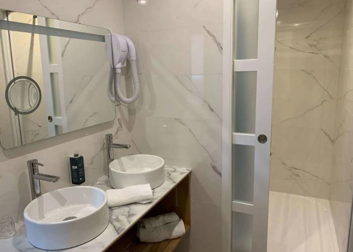 Brit Hotel Le Royal - Troyes