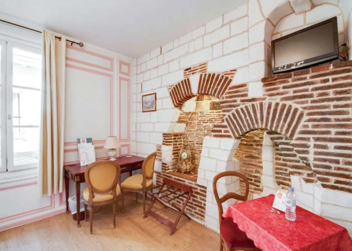 Brit Hotel Les Comtes de Champagne Centre Historique