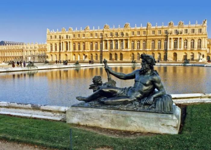 Le Logis Versaillais