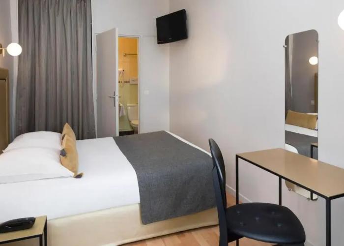 A l'Hotel des Roys