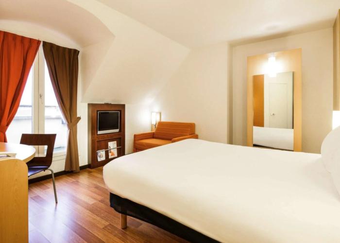 ibis Versailles Château