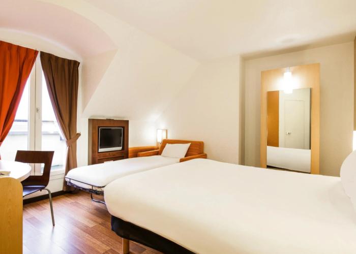 ibis Versailles Château