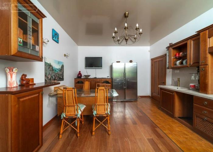 Na Tsyurupyi 7 Apartaments