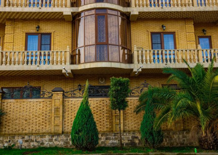 Zolotaya Podkova Guest House