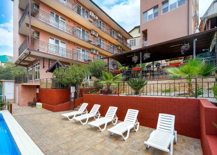 MoreLeto Guest House