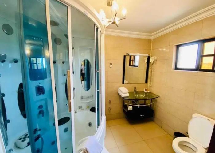 Impeccable Hotel by HomeVille Plus Benin