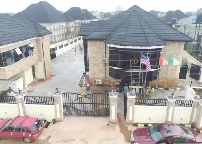 Premium Hotel & Suites by Victoria Inn