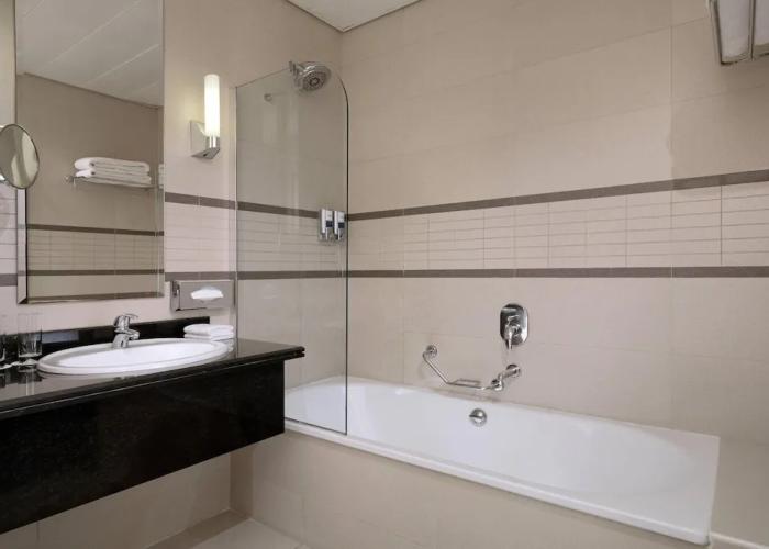 Premium Hotel & Suites by Victoria Inn
