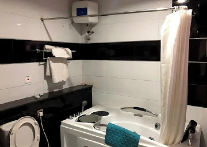 Room-choice Gate Hotel-business Double